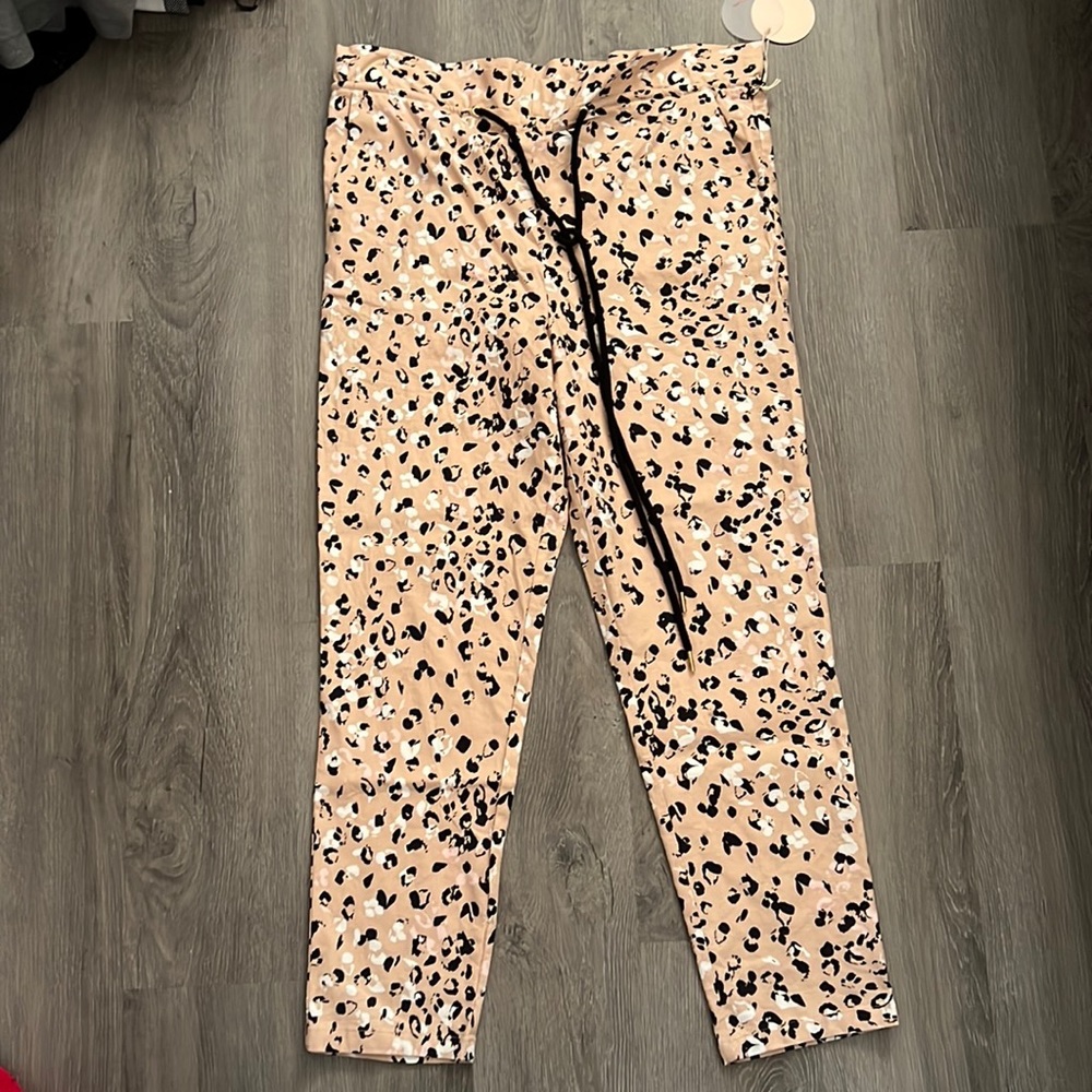 Camila Coelho crop pants. Size XS